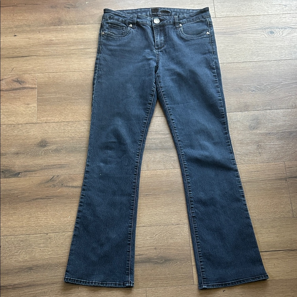 Kut from the Kloth Dark Blue Flare Jeans !! Size 8